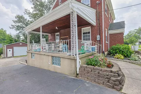 Exterior - 1737 Madison Ave, Cincinnati, OH 45231 photo 7 of 9