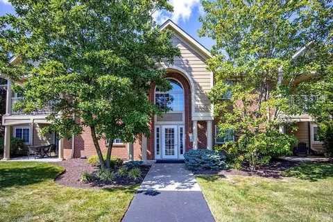 7319 Chatham Ct, West Chester, OH 45069