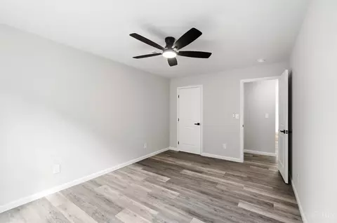 Bedroom - 1707 Highland Ave, Cincinnati, OH 45202 photo 2 of 6