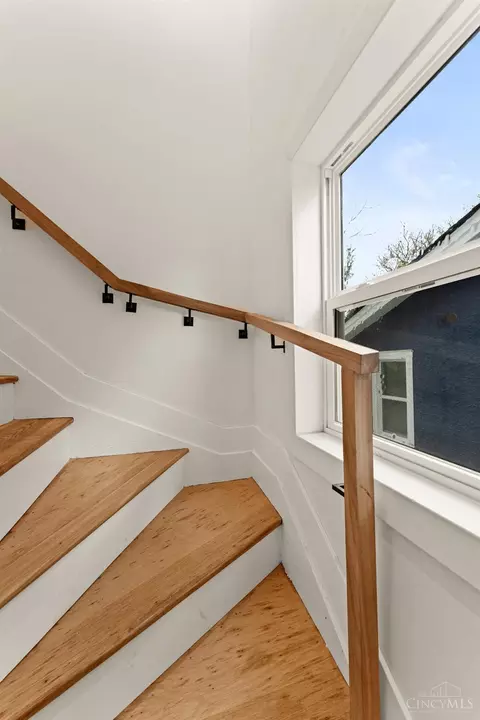 Entry Way - 3416 Trimble Ave, Cincinnati, OH 45207 photo 1 of 7