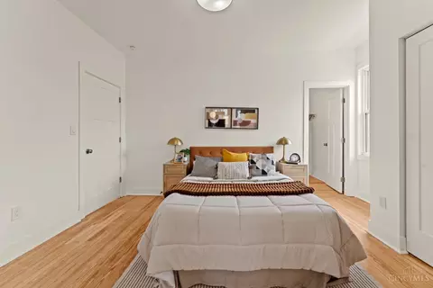 Bedroom - 3416 Trimble Ave, Cincinnati, OH 45207 photo 5 of 10