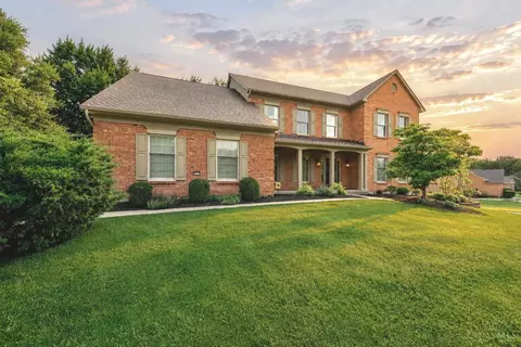 9617 Stonemasters Dr, Symmes Twp, OH 45140