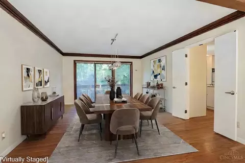 Dining - 4805 Drake Rd, Cincinnati, OH 45243 photo 1 of 2
