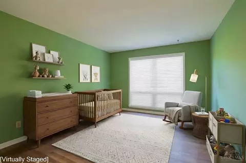 Bedroom - 4805 Drake Rd, Cincinnati, OH 45243 photo 5 of 6