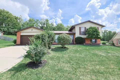 5587 Boehm Dr, Fairfield, OH 45014