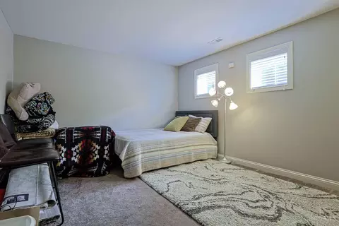 Bedroom - 211 Rochelle St, Cincinnati, OH 45219 photo 6 of 6