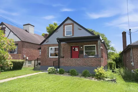 Exterior - 6925 Windward St, Cincinnati, OH 45227 photo 3 of 11