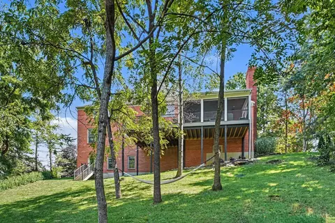 Exterior - 579 Ridgestone Dr, Cincinnati, OH 45255 photo 8 of 8