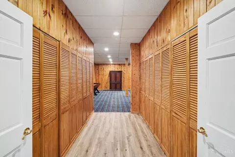 Entry Way - 579 Ridgestone Dr, Cincinnati, OH 45255 photo 3 of 3
