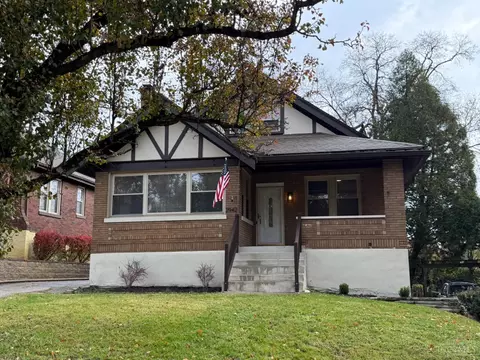 2942 Woodrow Ave, Cincinnati, OH 45211