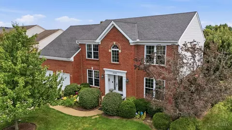 7373 Lakota Springs Dr, West Chester, OH 45069