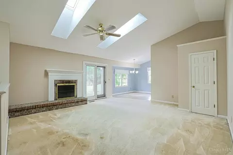 Living - 1902 Sandcliff Dr, Cincinnati, OH 45255 photo 4 of 5