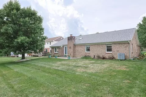 Exterior - 1902 Sandcliff Dr, Cincinnati, OH 45255 photo 10 of 10