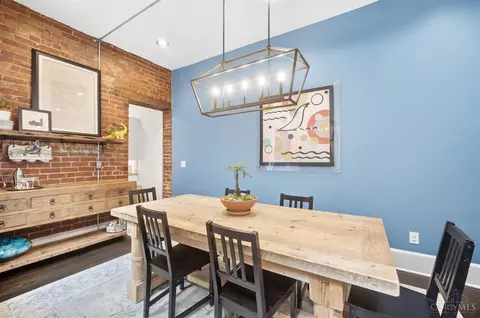 Dining - 524 Liberty Hl, Cincinnati, OH 45202 photo 3 of 3