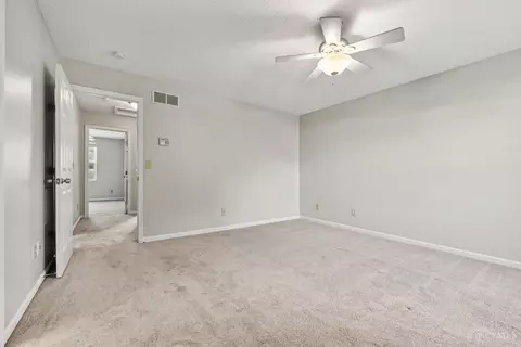 Bedroom - 682 Bobolink Ct, Cincinnati, OH 45244 photo 1 of 7