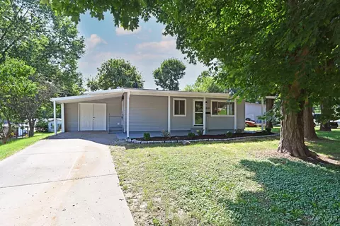 802 Johnson Ave, Miamisburg, OH 45342