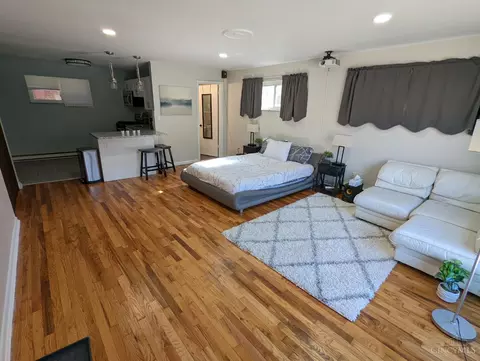 Bedroom - 2543 Vera Ave, Golf Manor, OH 45237 photo 6 of 8