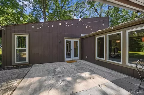 Exterior - 9084 Arrowhead Ct, Cincinnati, OH 45231 photo 7 of 25