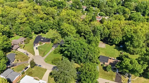 View/Area - 9084 Arrowhead Ct, Cincinnati, OH 45231 photo 2 of 2