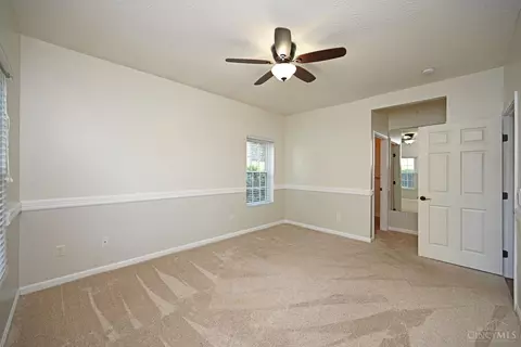 Bedroom - 5425 Michelles Oak Ct, Cincinnati, OH 45248 photo 4 of 10