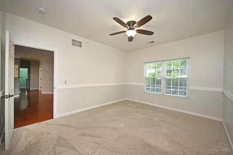 Bedroom - 5425 Michelles Oak Ct, Cincinnati, OH 45248 photo 2 of 10