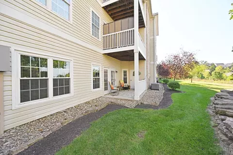 Exterior - 5425 Michelles Oak Ct, Cincinnati, OH 45248 photo 7 of 9