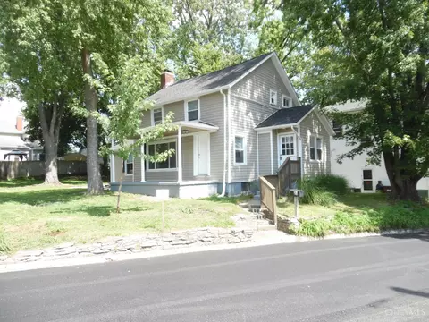 28 Chillicothe Ave, Lebanon, OH 45036