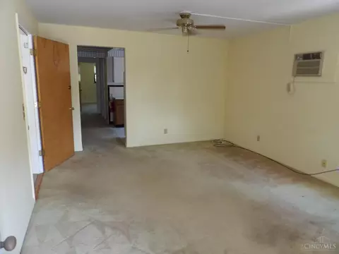 Living - 4644 Rapid Run Ave, Cincinnati, OH 45238 photo 3 of 5