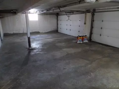 Exterior - 4644 Rapid Run Ave, Cincinnati, OH 45238 photo 6 of 12