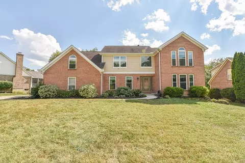 8721 Rupp Farm Dr, West Chester, OH 45069