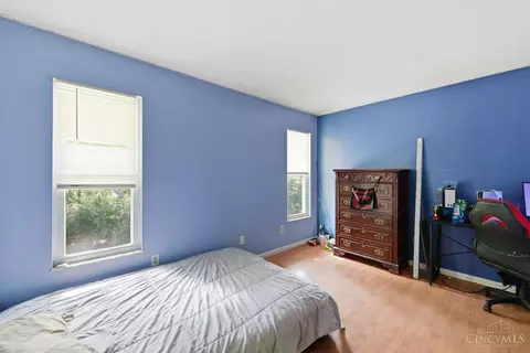 Bedroom - 1769 Acreview Dr, Cincinnati, OH 45240 photo 7 of 9