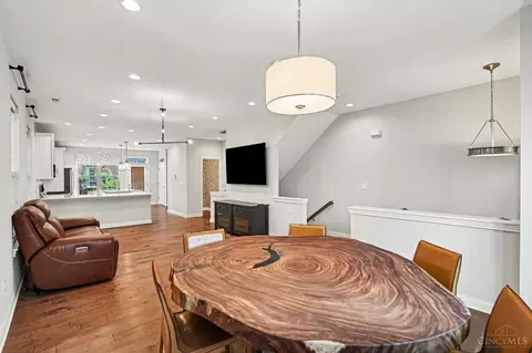 Dining - 533 Ringgold St, Cincinnati, OH 45202 photo 2 of 2