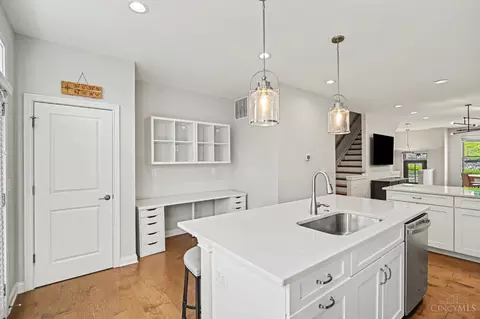 Kitchen - 533 Ringgold St, Cincinnati, OH 45202 photo 3 of 3