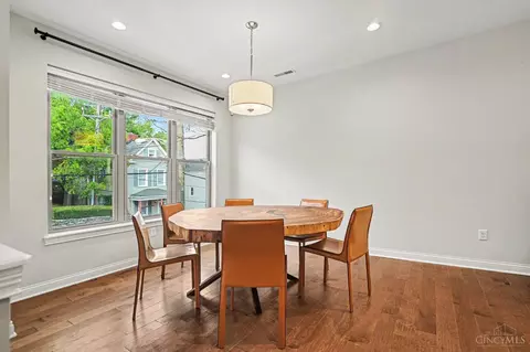 Dining - 533 Ringgold St, Cincinnati, OH 45202 photo 1 of 2