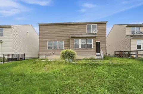Exterior - 692 Hafton Ct, Maineville, OH 45039 photo 3 of 3