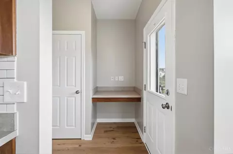 Entry Way - 692 Hafton Ct, Maineville, OH 45039 photo 1 of 3