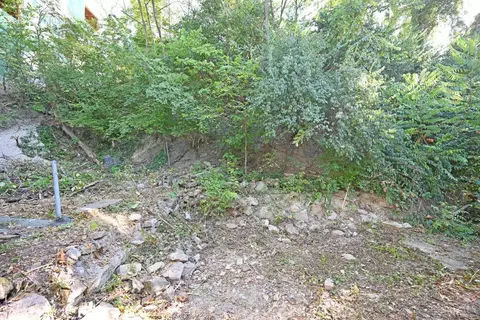Exterior - 38 Clifton Ave, Cincinnati, OH 45202 photo 5 of 7