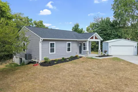 Exterior - 988 Crab Tree Ct, Morrow, OH 45152 photo 2 of 10