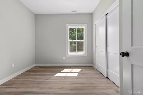 Bedroom - 988 Crab Tree Ct, Morrow, OH 45152 photo 2 of 5
