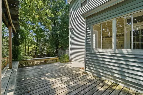 Exterior - 413 Southview Ave, Cincinnati, OH 45219 photo 8 of 14