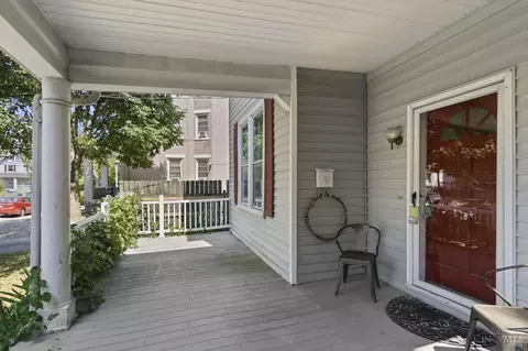 Exterior - 413 Southview Ave, Cincinnati, OH 45219 photo 4 of 14