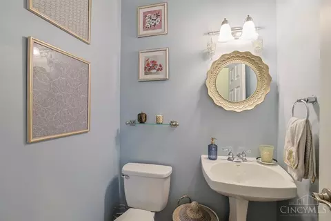 Bath - 6809 Stewart Rd, Cincinnati, OH 45236 photo 1 of 5