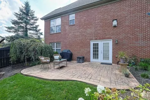 Exterior - 6809 Stewart Rd, Cincinnati, OH 45236 photo 3 of 5