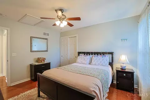 Bedroom - 6809 Stewart Rd, Cincinnati, OH 45236 photo 3 of 4