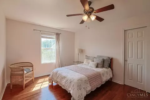 Bedroom - 6809 Stewart Rd, Cincinnati, OH 45236 photo 2 of 4