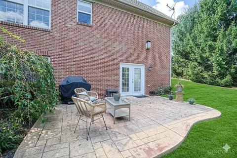 Exterior - 6809 Stewart Rd, Cincinnati, OH 45236 photo 2 of 5