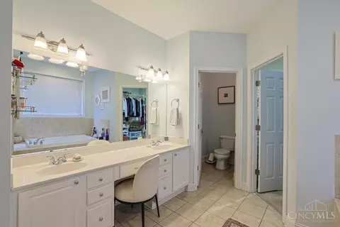 Bath - 6809 Stewart Rd, Cincinnati, OH 45236 photo 2 of 5