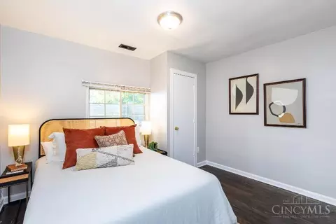 Bedroom - 6819 Merwin Ave, Cincinnati, OH 45227 photo 1 of 4
