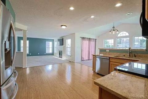Living - 55 Teil Tree Ct, Monroe, OH 45050 photo 6 of 7