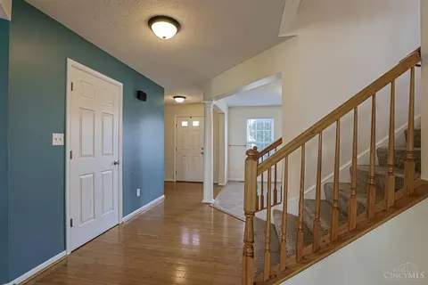 Entry Way - 55 Teil Tree Ct, Monroe, OH 45050 photo 2 of 3